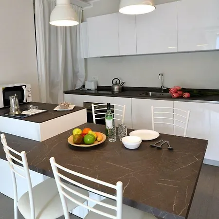 Villa-mezzegra-1 *